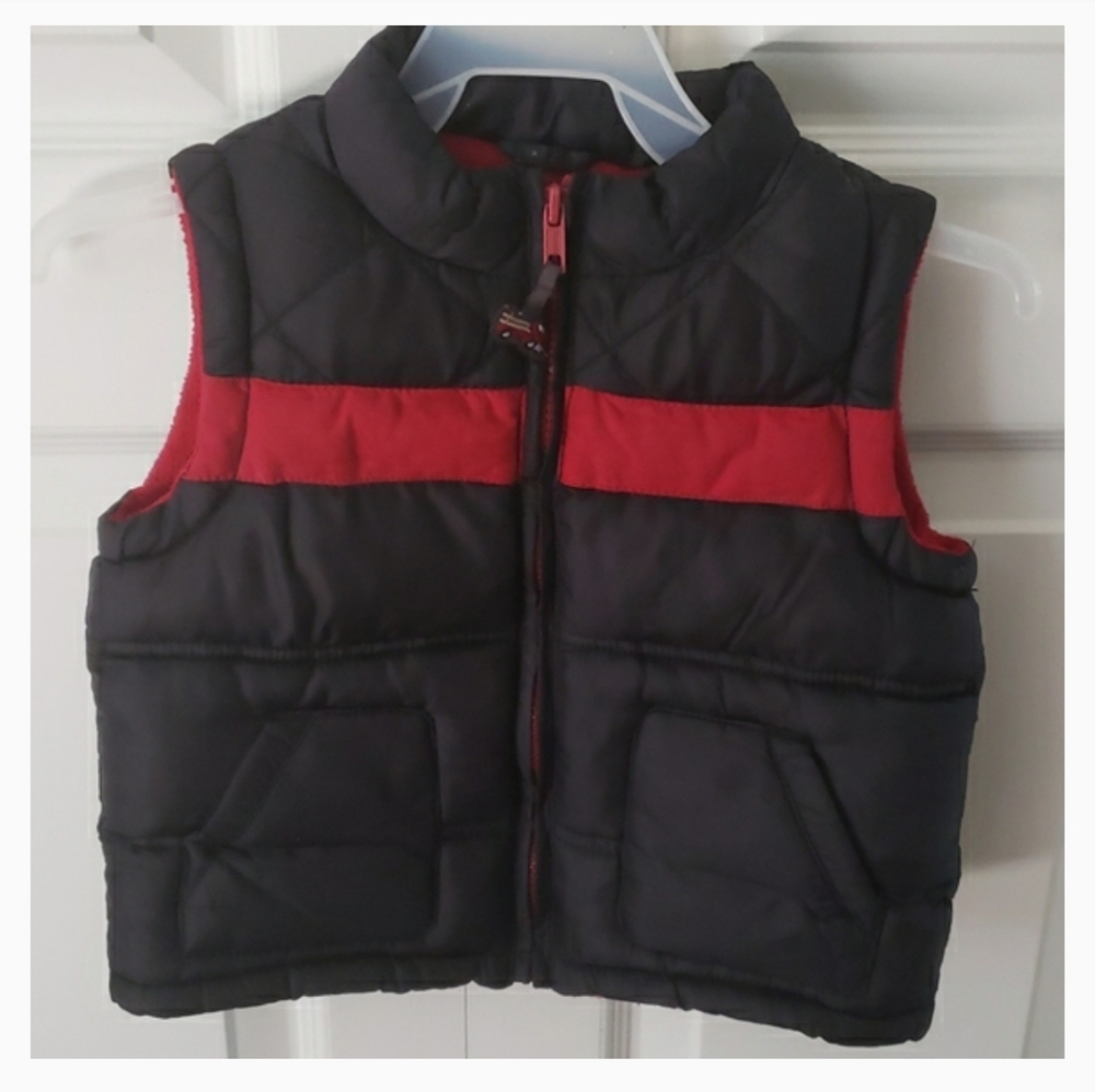 Gymbooree's Toddlers Puffer vest 12-24 months black and red